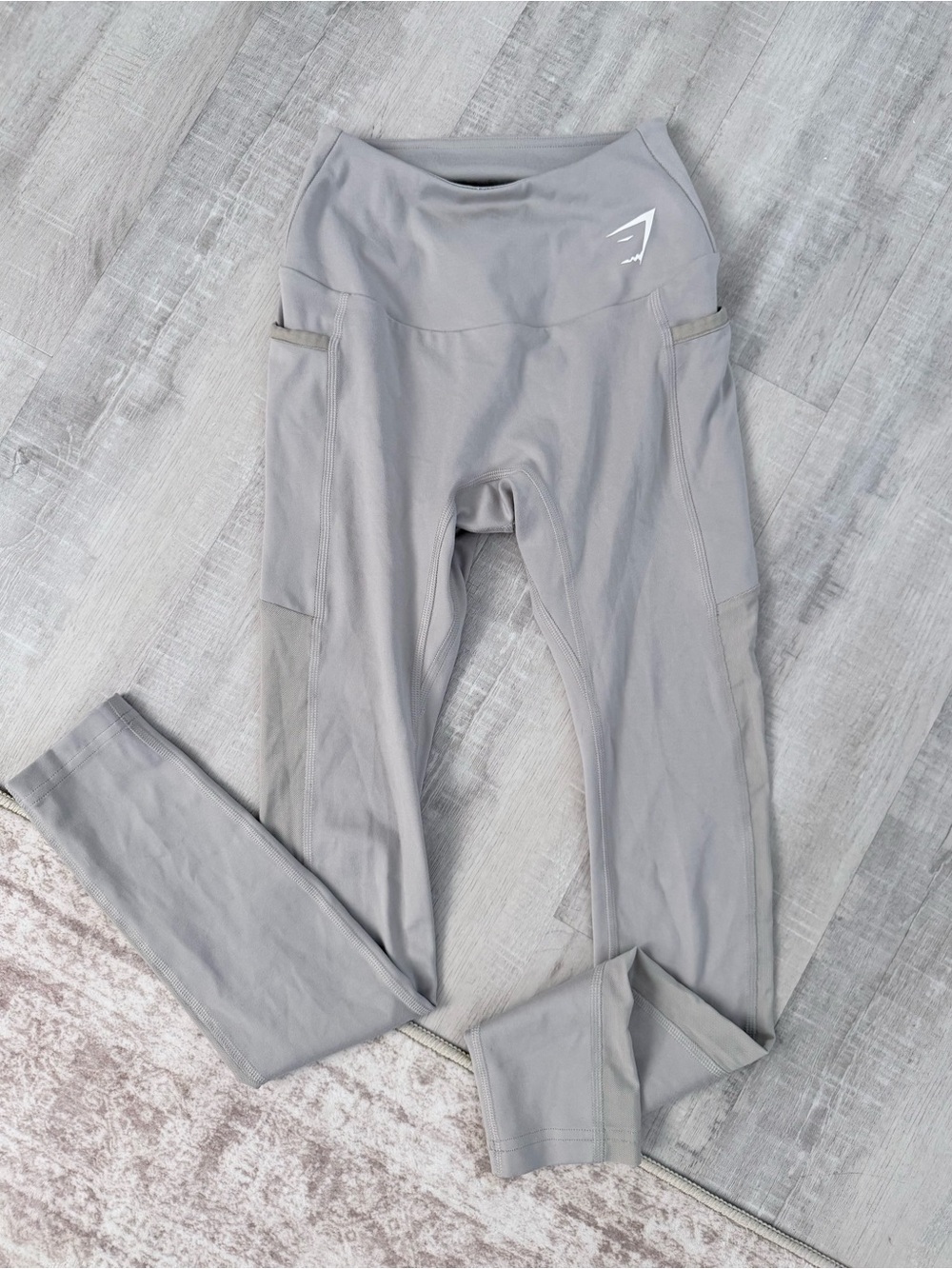 Gymshark high-waisted grey pockets & mesh womens athletic leggings, XS